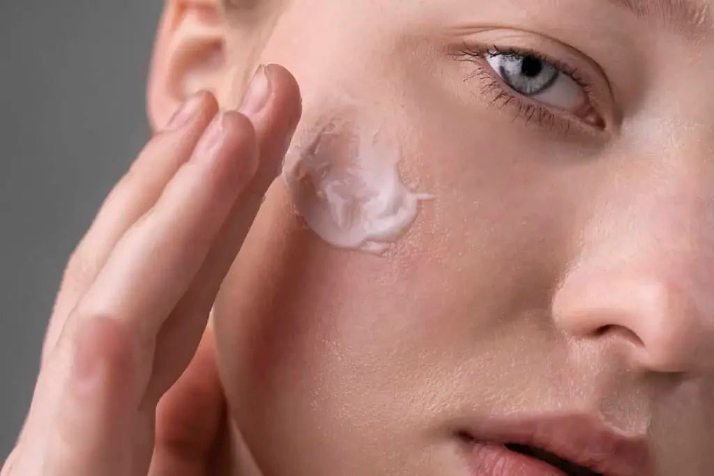 Best Retinol Moisturiser for 2025 – Our Top Pick