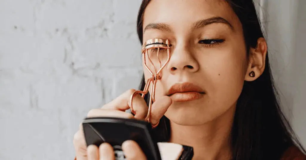 Can Lash Curlers Damage Your Natural Lashes?