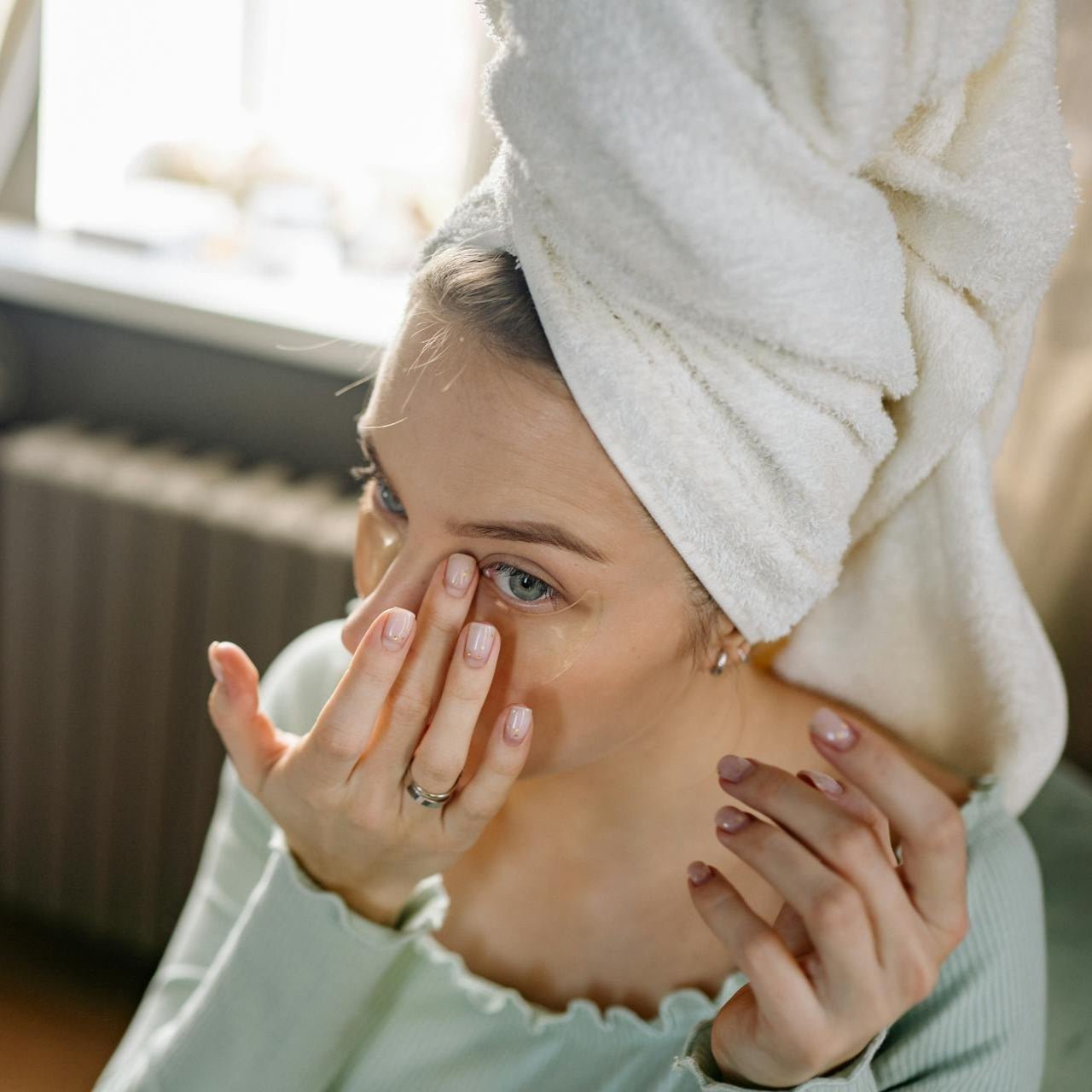 How Often Should You Apply Eye Gel for Visible Changes?